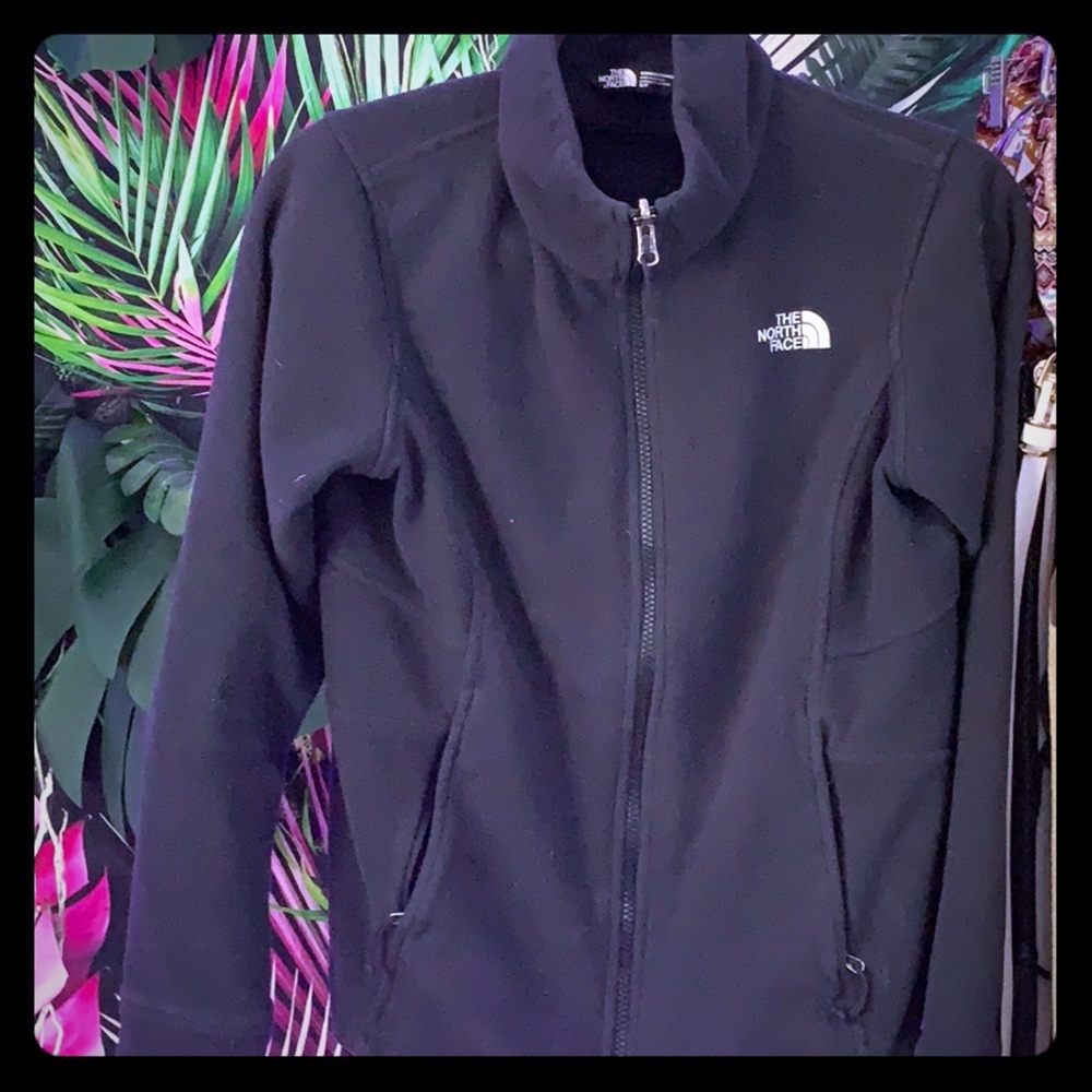 Northface small jacket lined in arms